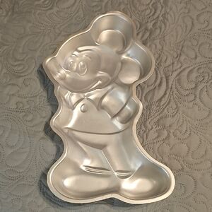 Disney Mickey Mouse Cake Pan Vintage/Retired Circa 1978